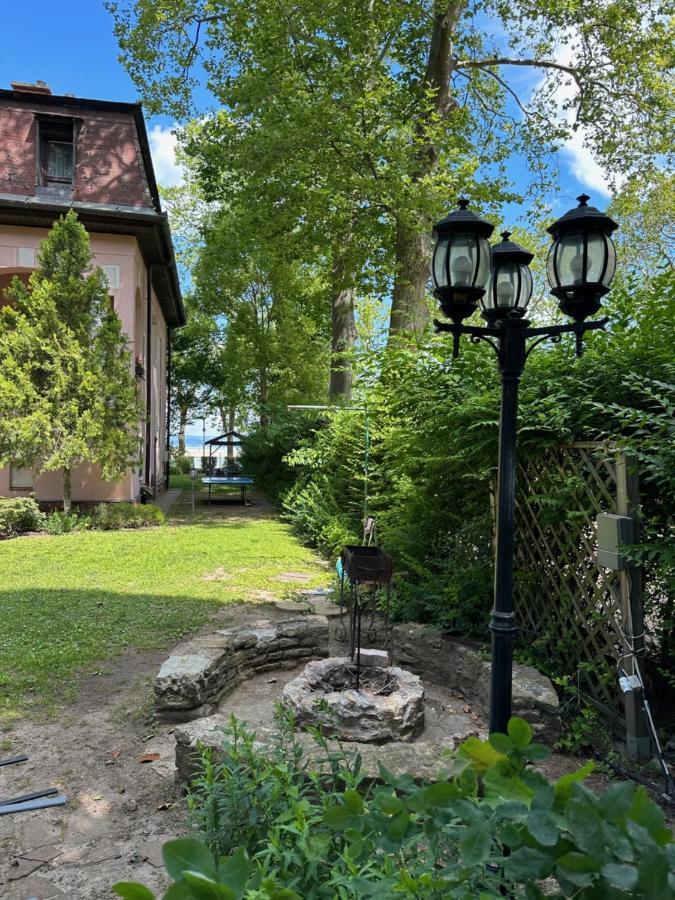 Party Villa Holiday Rent Balatonföldvár Dış mekan fotoğraf